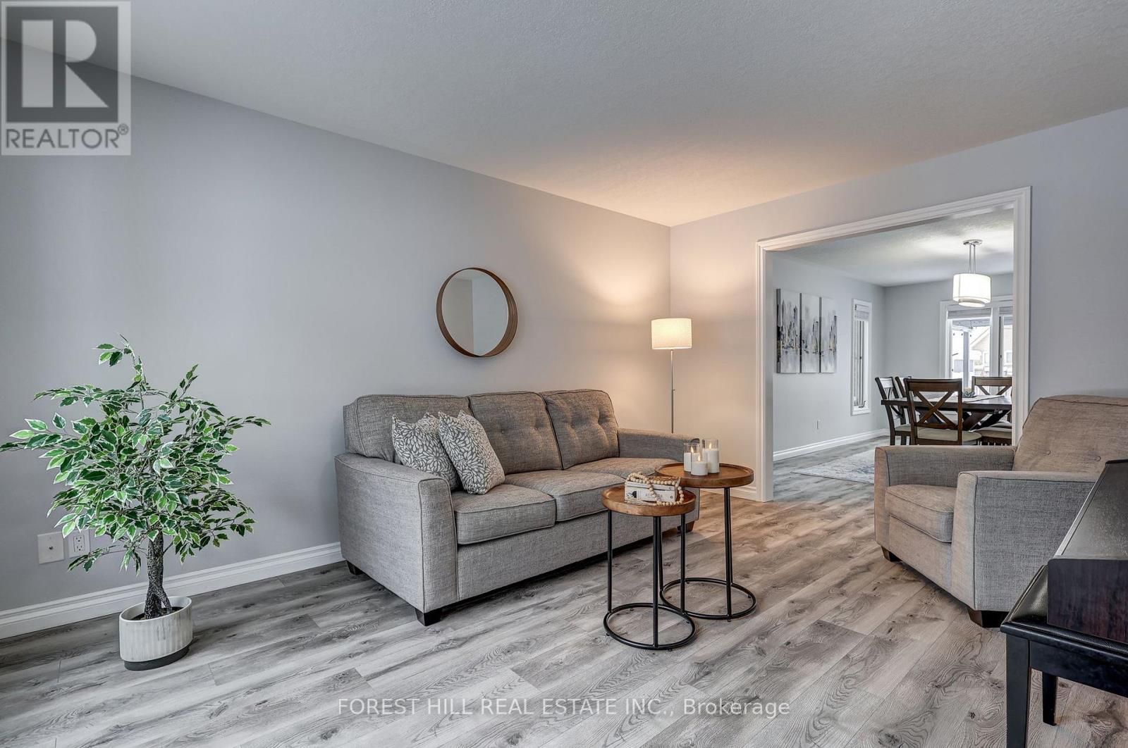 14 Cobblestone Road, London East, Ontario  N5Y 5M6 - Photo 14 - X12710312