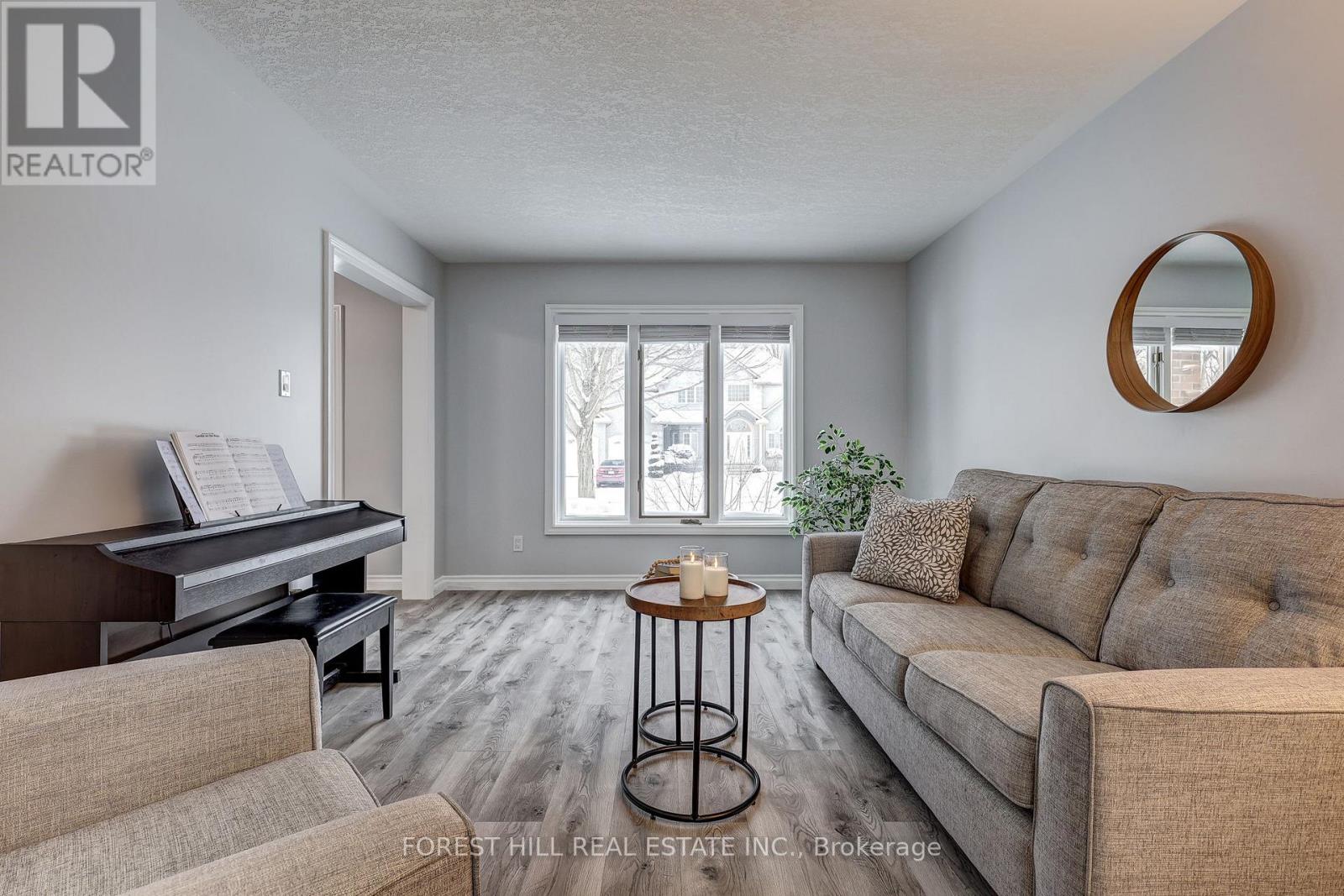 14 Cobblestone Road, London East, Ontario  N5Y 5M6 - Photo 15 - X12710312