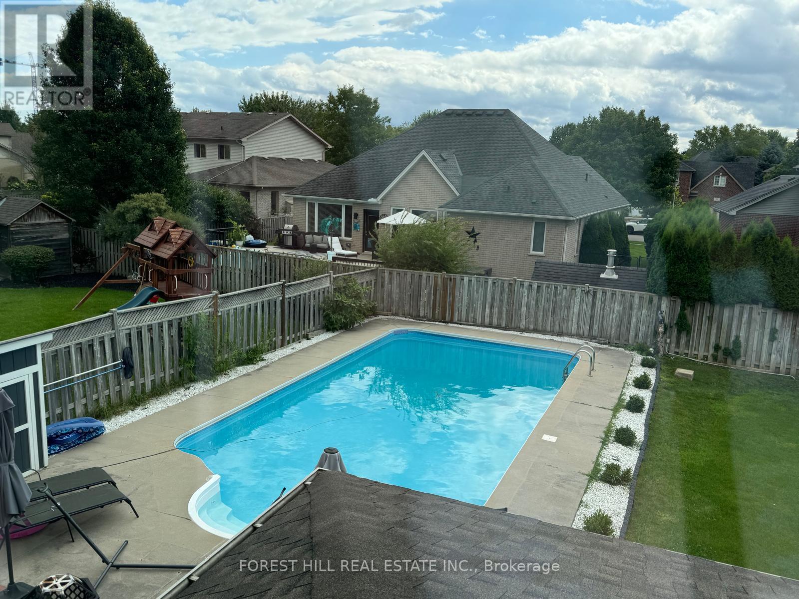 14 Cobblestone Road, London East, Ontario  N5Y 5M6 - Photo 49 - X12710312