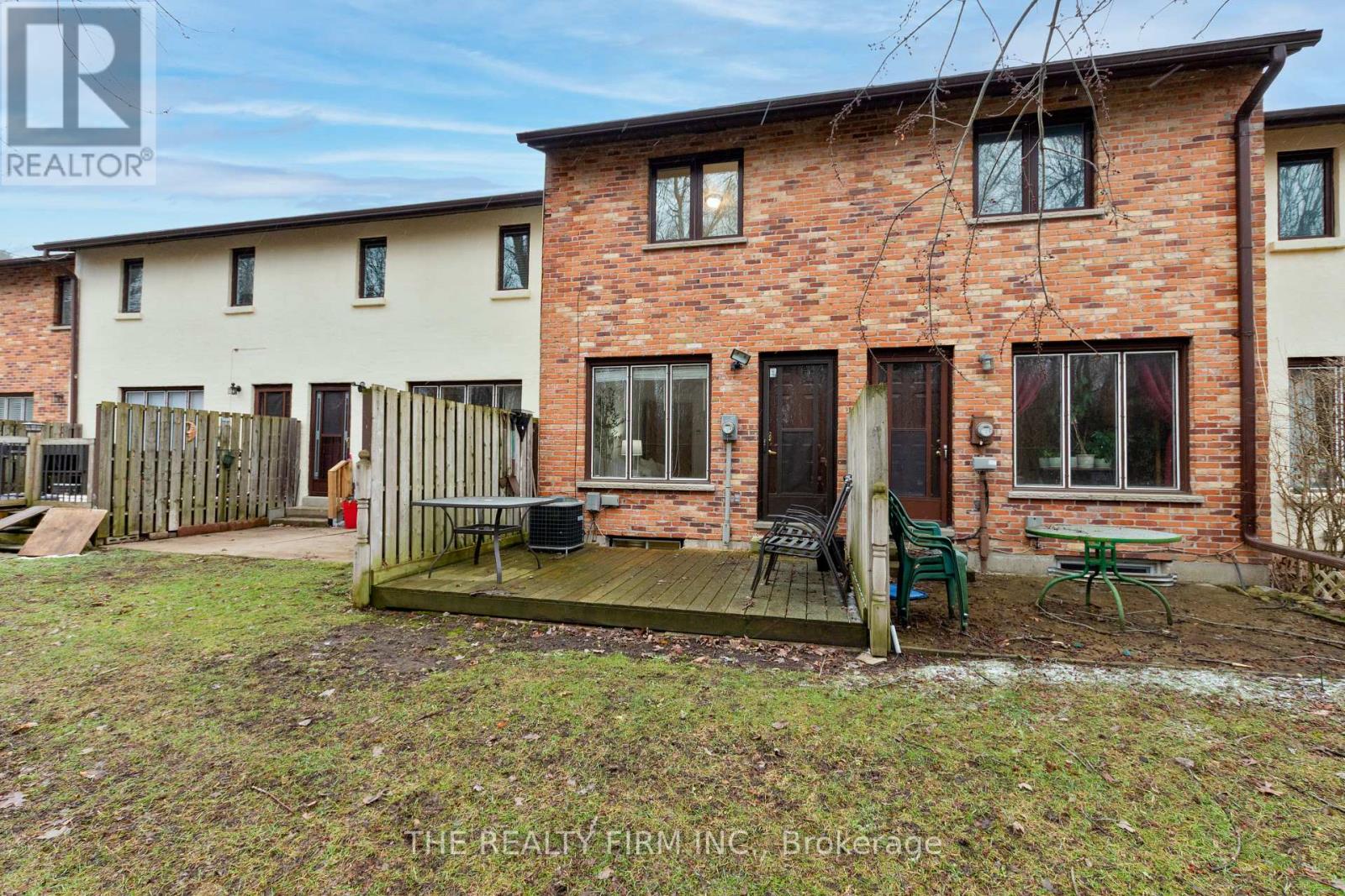 221 Millbank Drive, London South, Ontario  N6C 4V9 - Photo 25 - X12710372