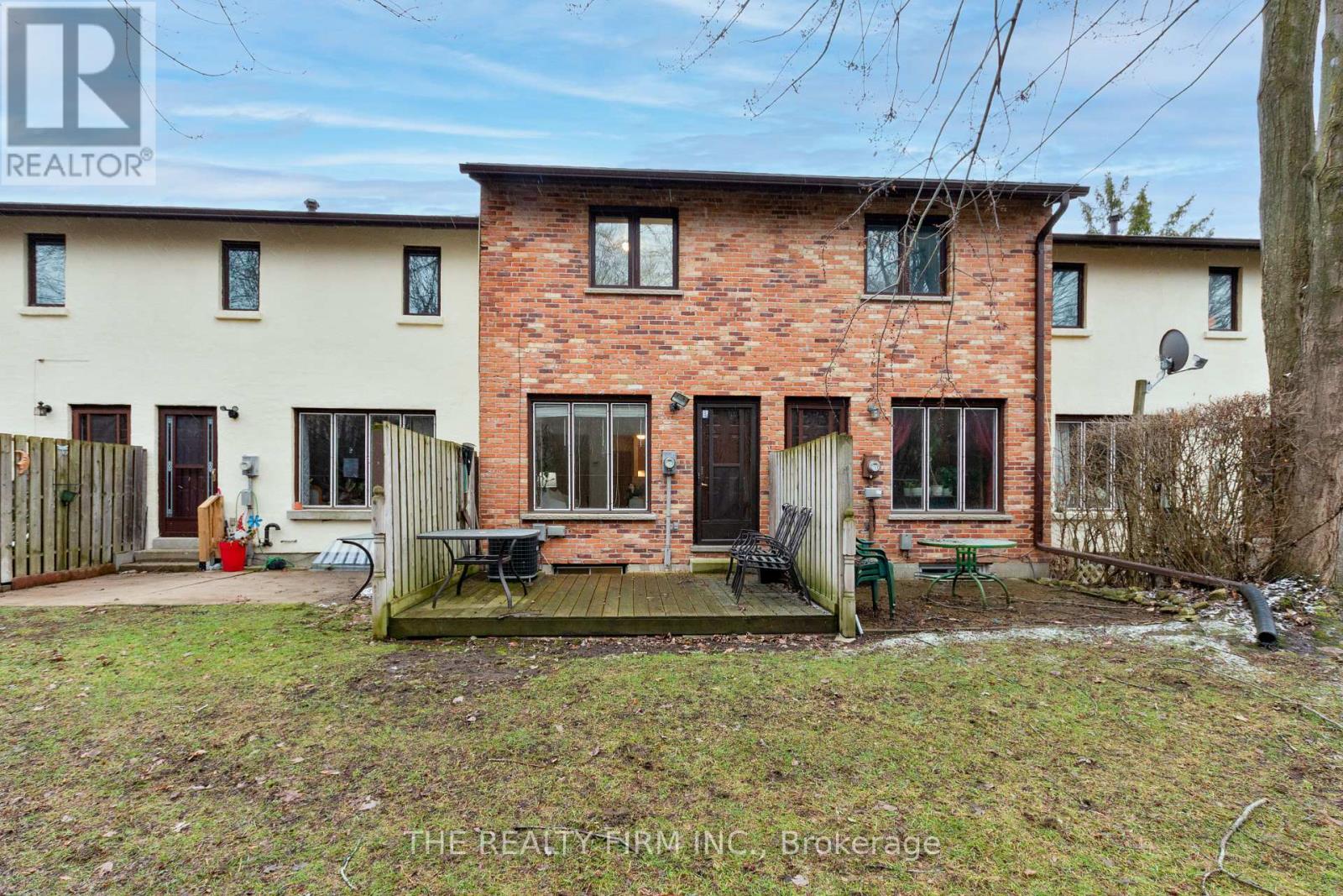 221 Millbank Drive, London South, Ontario  N6C 4V9 - Photo 26 - X12710372