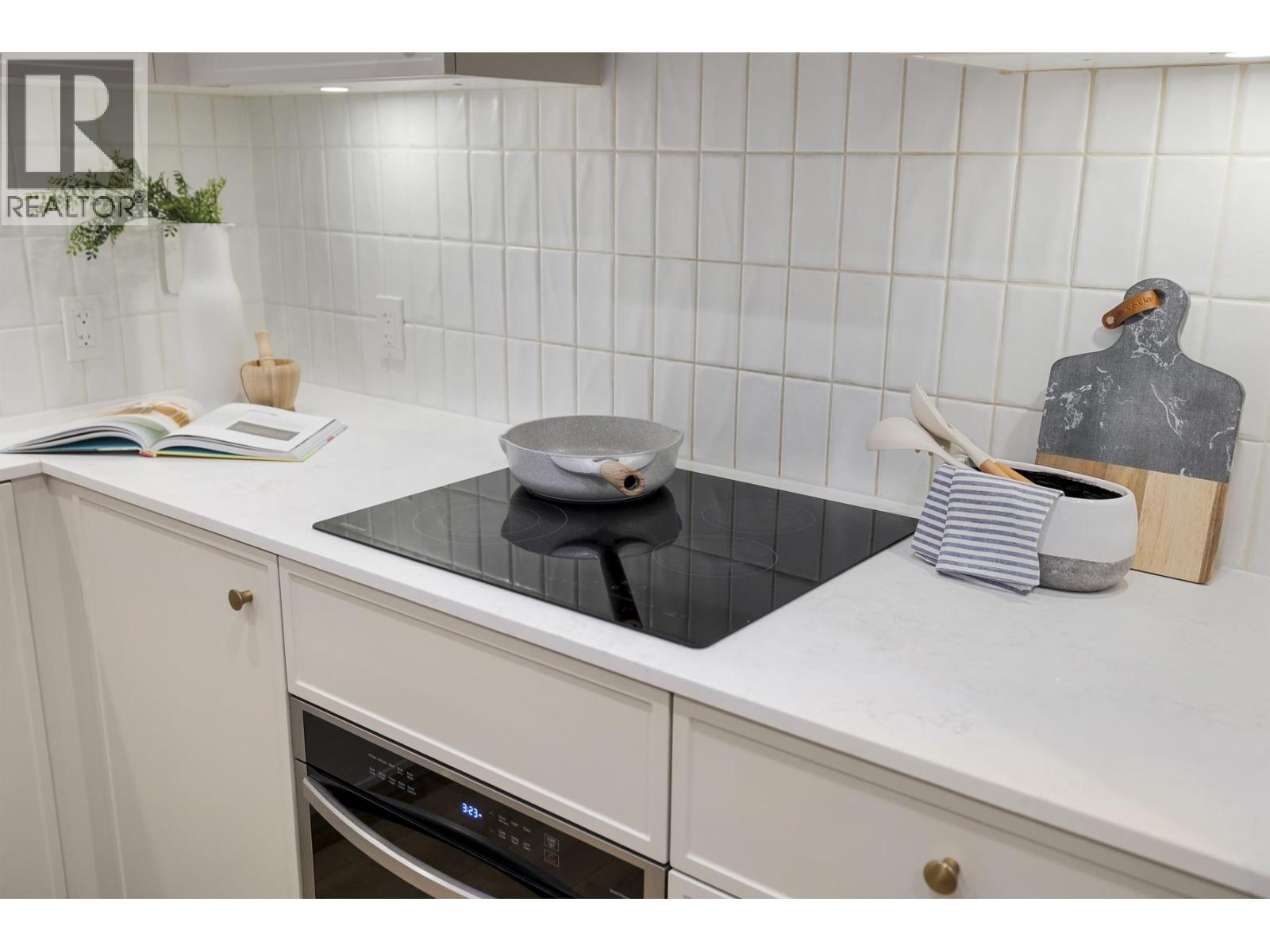 109 708 Edgar Avenue, Coquitlam, British Columbia  V3K 2J4 - Photo 9 - R3066781