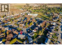 4771 Parkdale Crescent, kelowna, British Columbia