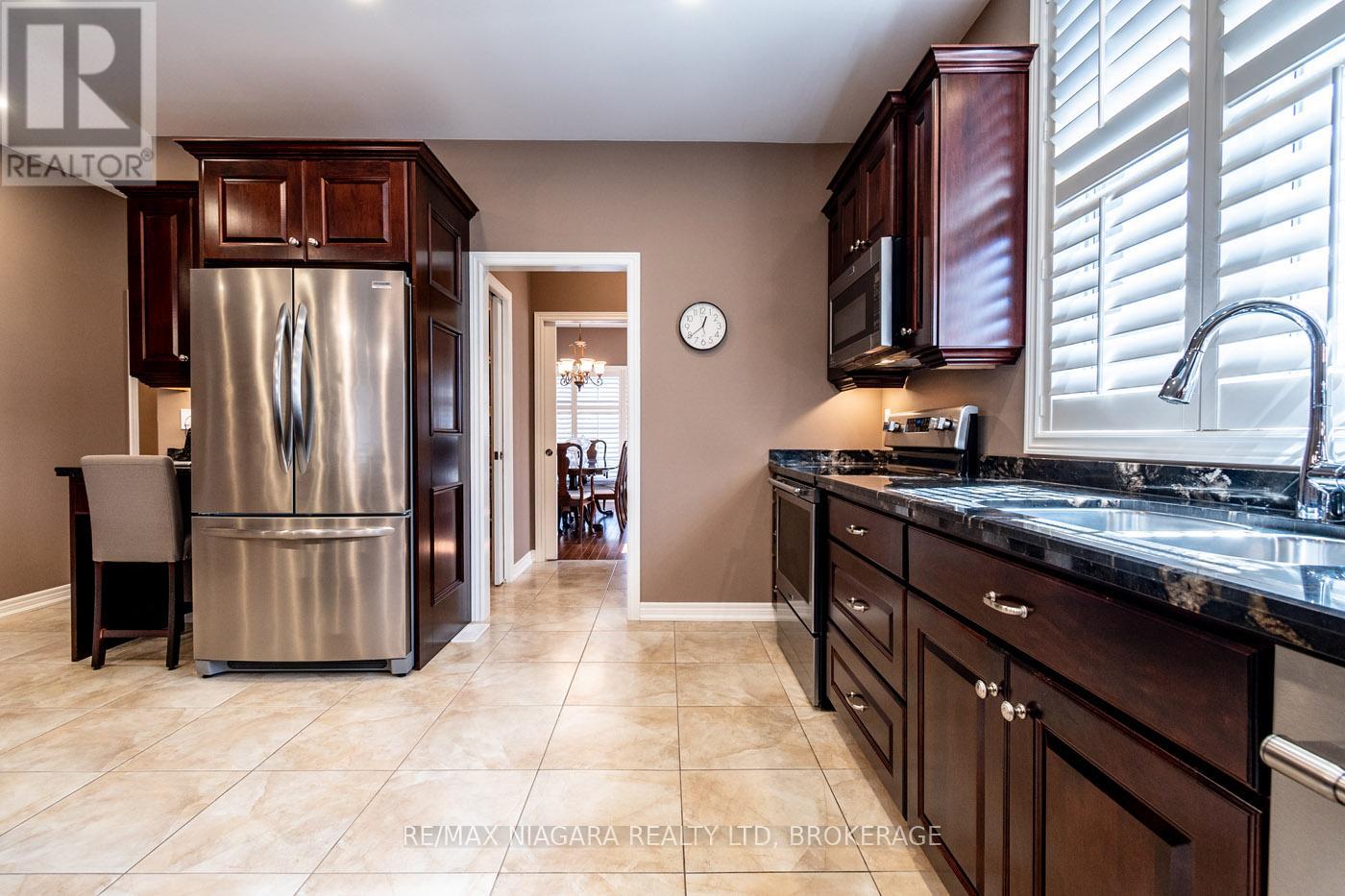 23 Goring Way, Niagara-On-The-Lake, Ontario  L0S 1J1 - Photo 8 - X12710508