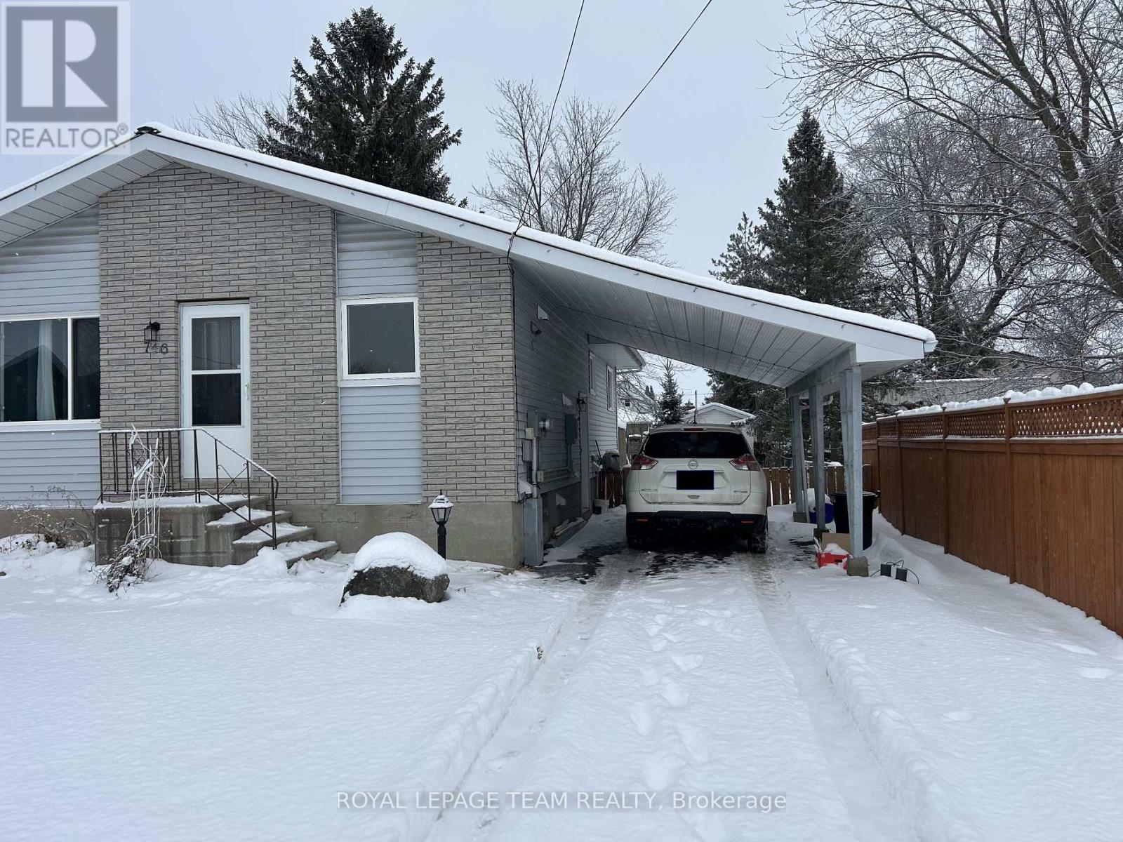 746-B St Jean Street, Casselman, Ontario  K0A 1M0 - Photo 2 - X12647604