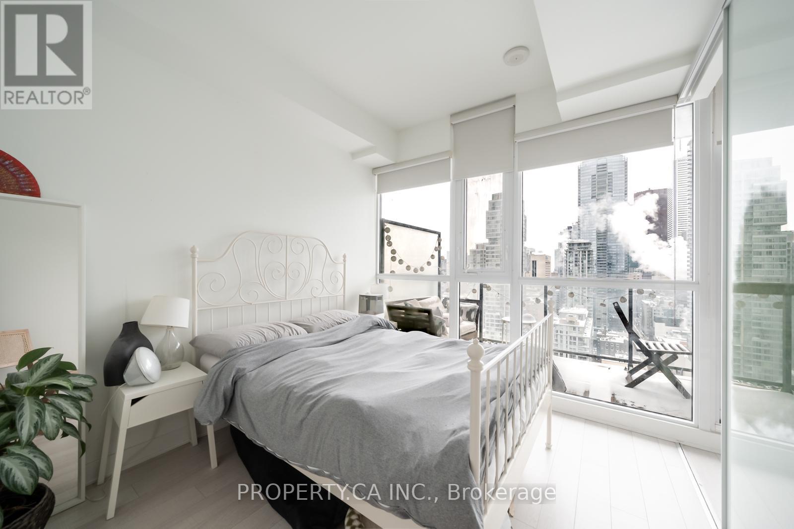 2608 - 290 Adelaide Street W, Toronto, Ontario  M5V 0P3 - Photo 11 - C12710292