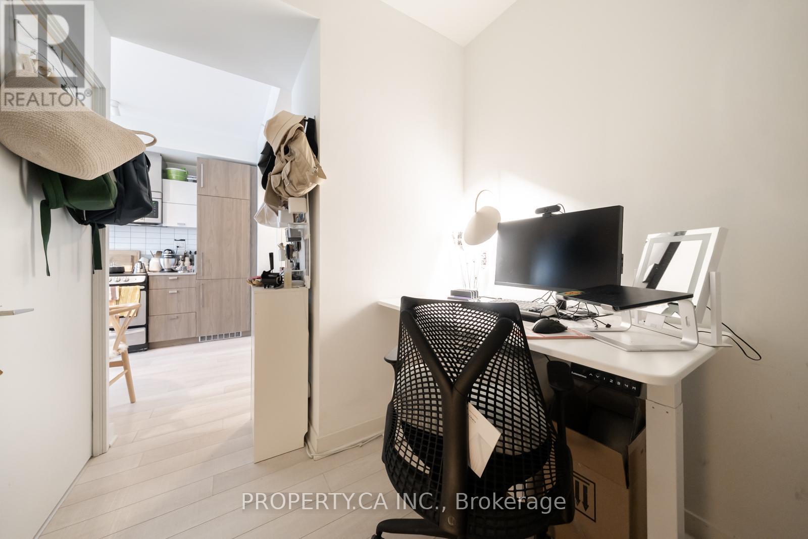 2608 - 290 Adelaide Street W, Toronto, Ontario  M5V 0P3 - Photo 13 - C12710292