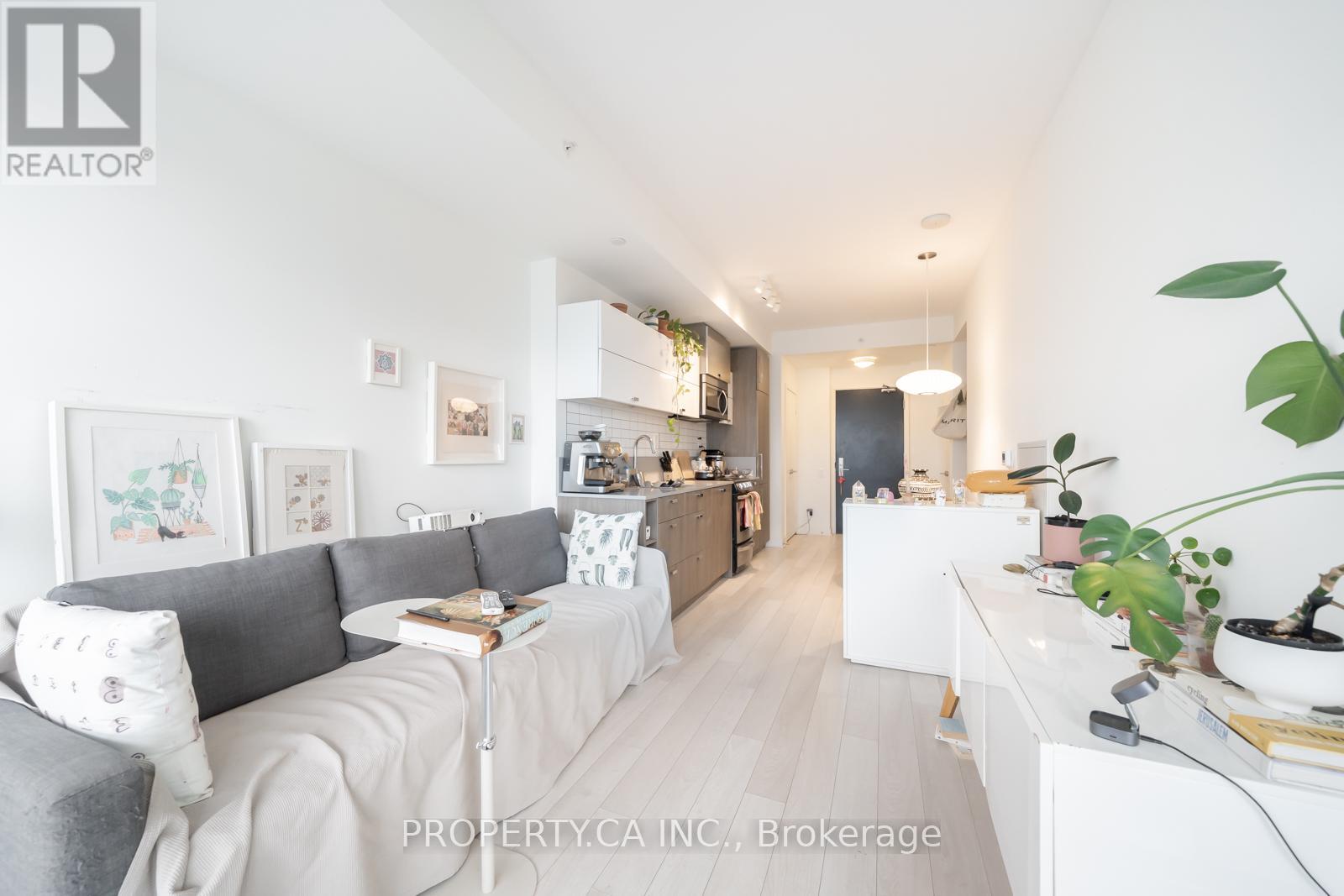 2608 - 290 Adelaide Street W, Toronto, Ontario  M5V 0P3 - Photo 8 - C12710306