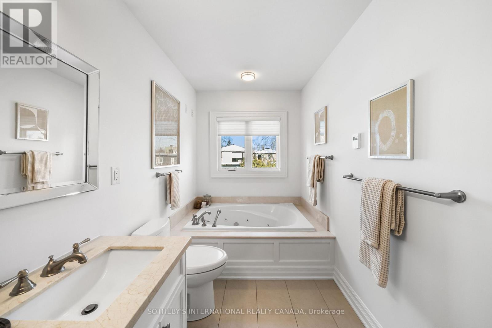 84 Vanderhoof Avenue, Toronto, Ontario  M4G 2H4 - Photo 30 - C12710354