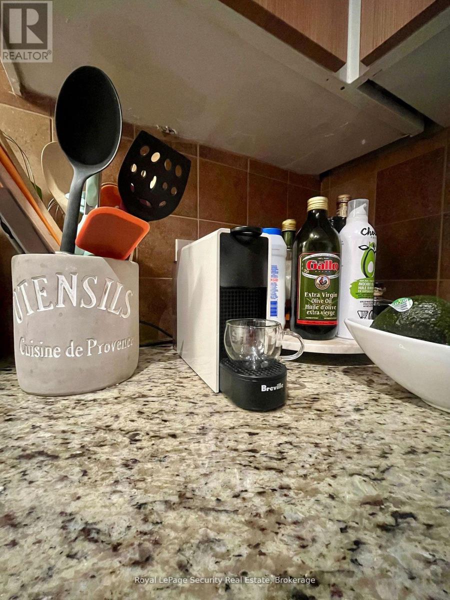 310 - 335 Lonsdale Road, Toronto, Ontario  M5P 1R4 - Photo 9 - C12710368