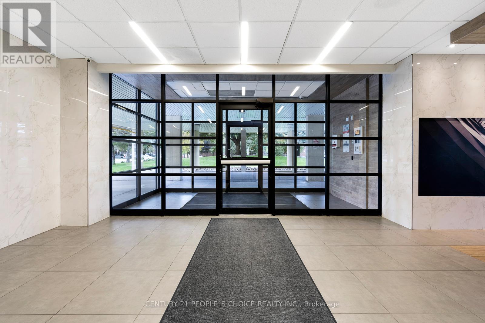 704 - 21 Welsford Gardens, Toronto, Ontario  M3A 2P6 - Photo 4 - C12710378