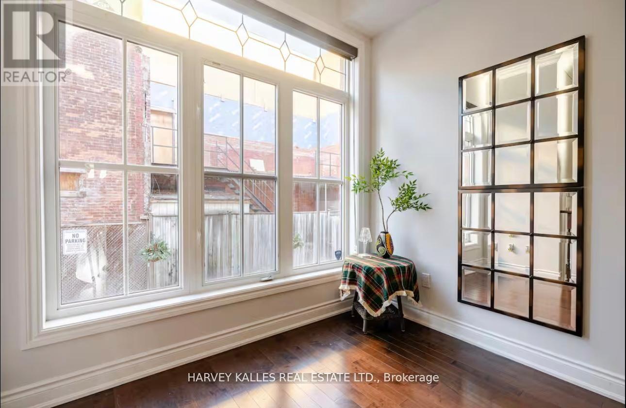 543c Parliament Street, Toronto, Ontario  M4X 1P7 - Photo 4 - C12710454