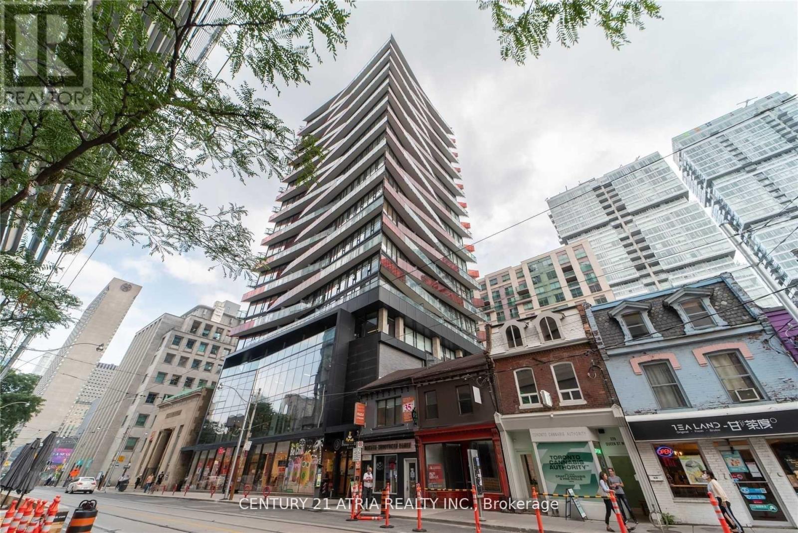 709 - 215 Queen Street W, Toronto, Ontario  M5V 0P5 - Photo 4 - C12710486