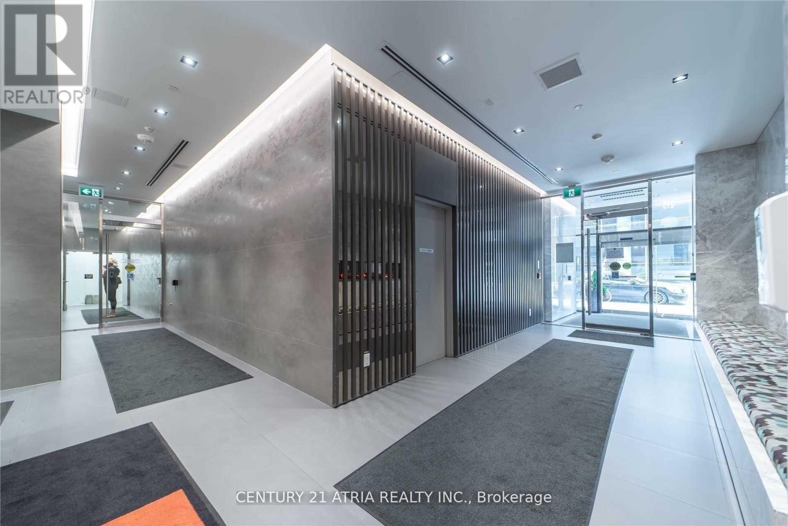 709 - 215 Queen Street W, Toronto, Ontario  M5V 0P5 - Photo 5 - C12710486