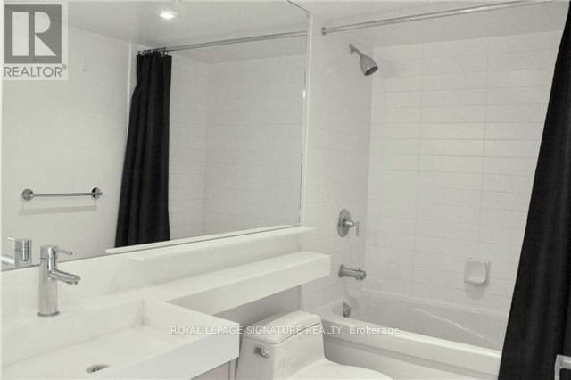 4609 - 25 Telegram Mews, Toronto, Ontario  M5V 3Z1 - Photo 4 - C12710506