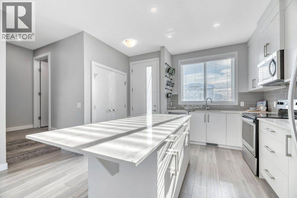 514 Redstone Crescent Ne, Calgary, Alberta  T3N 1M3 - Photo 32 - A2271969