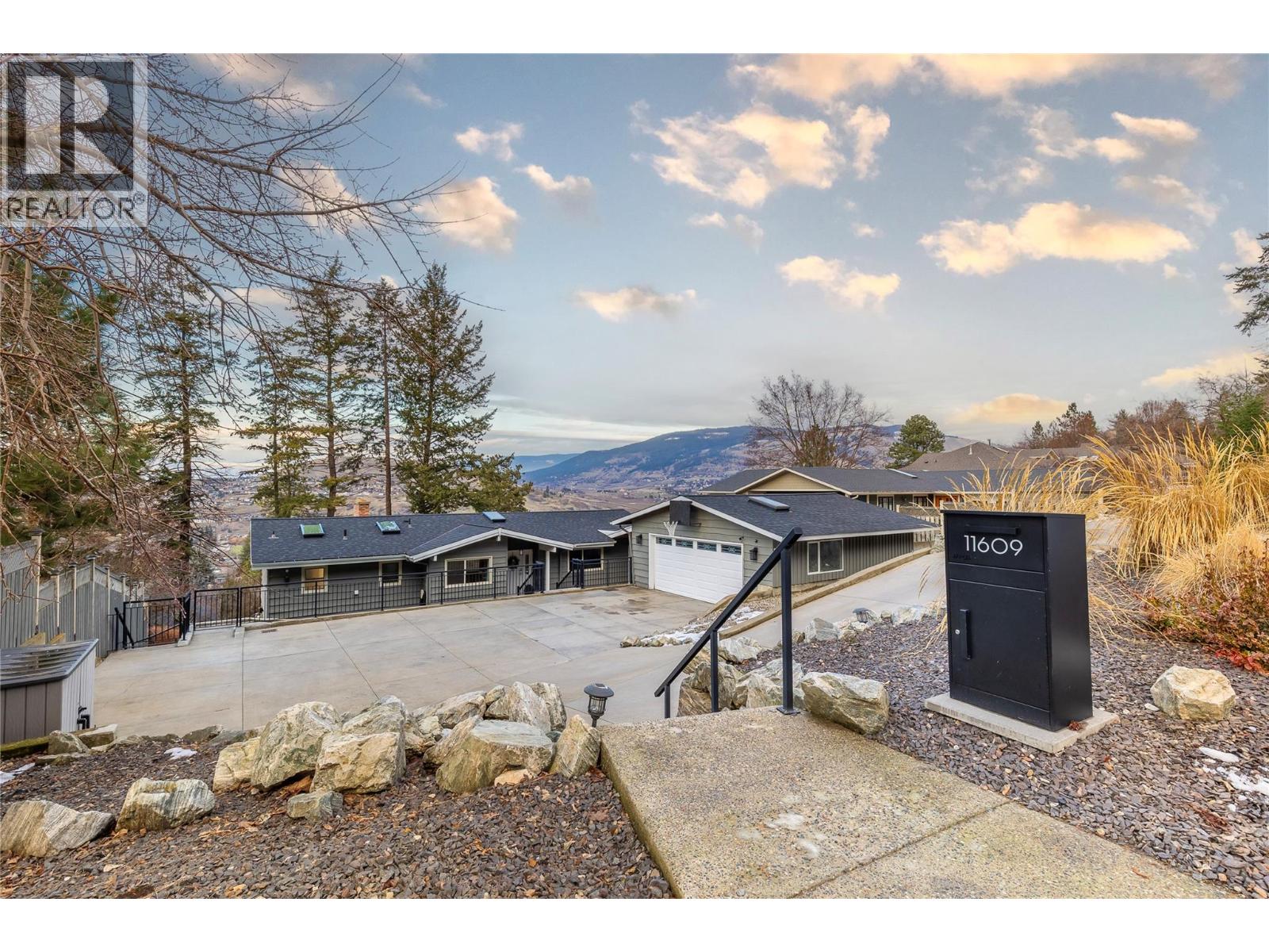 11609 Upper Summit Drive, coldstream, British Columbia
