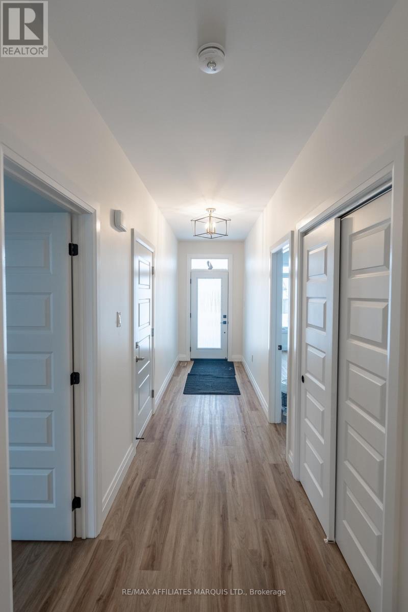 2286 Crewson Court, Cornwall, Ontario  K6H 0H5 - Photo 9 - X12710286