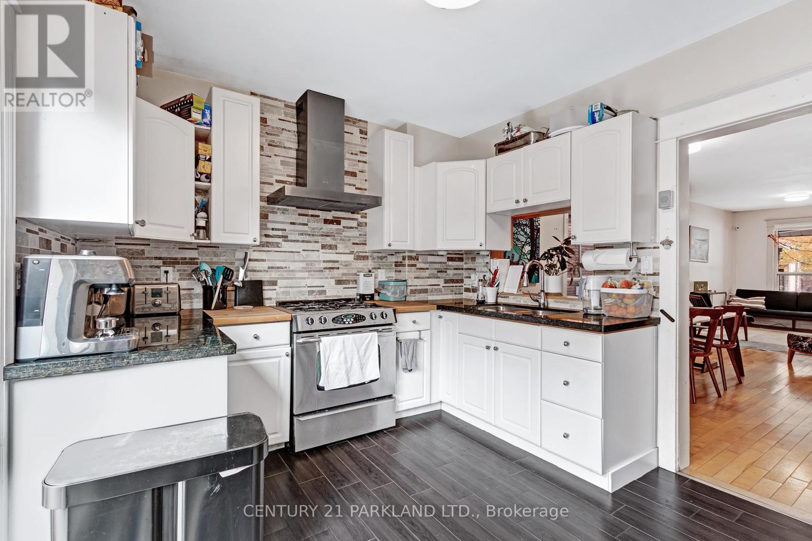 84 Woodington Avenue, Toronto, Ontario  M4C 3J8 - Photo 11 - E12710258