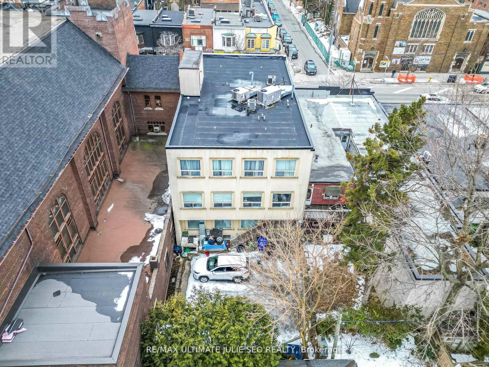 3rd Floor Front - 304 Danforth Avenue, Toronto, Ontario  M4K 1N6 - Photo 4 - E12710274