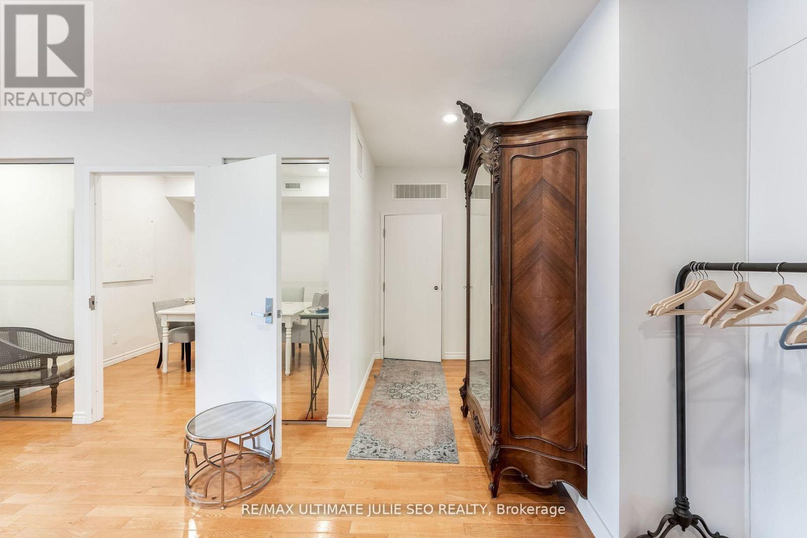 2nd Floor - 304 Danforth Avenue, Toronto, Ontario  M4K 1N6 - Photo 15 - E12710276