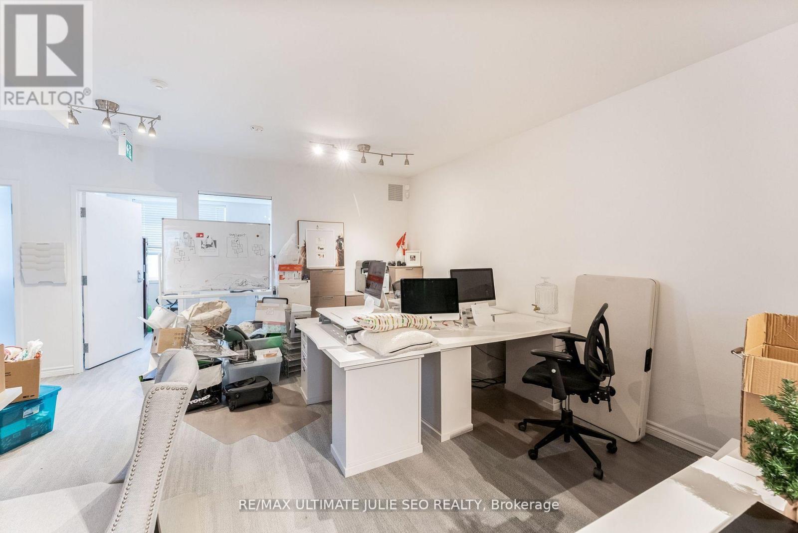 2nd Floor - 304 Danforth Avenue, Toronto, Ontario  M4K 1N6 - Photo 19 - E12710276