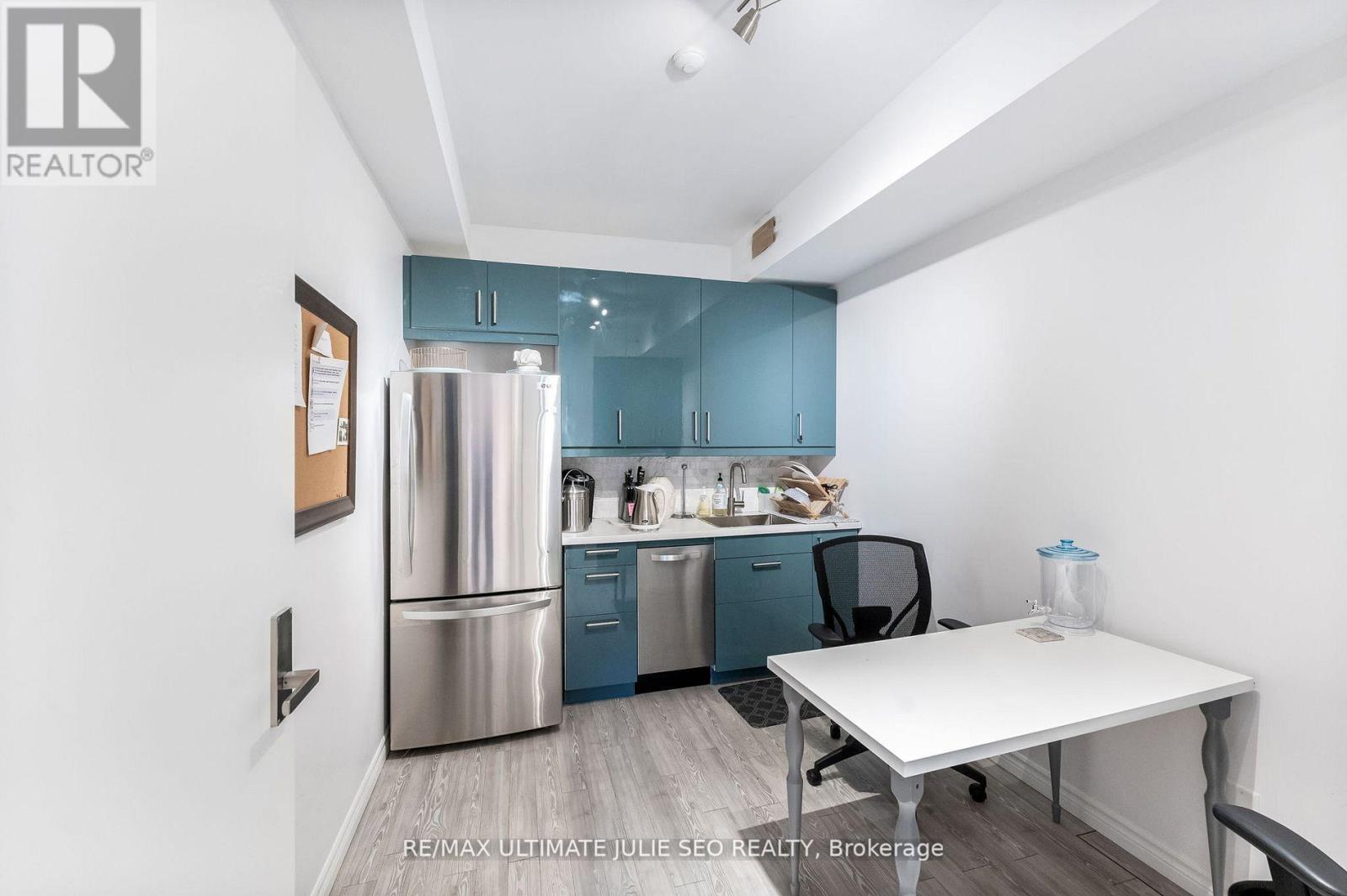 2nd Floor - 304 Danforth Avenue, Toronto, Ontario  M4K 1N6 - Photo 26 - E12710276