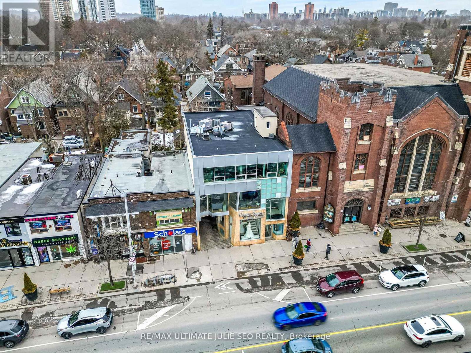 2nd Floor - 304 Danforth Avenue, Toronto, Ontario  M4K 1N6 - Photo 7 - E12710276