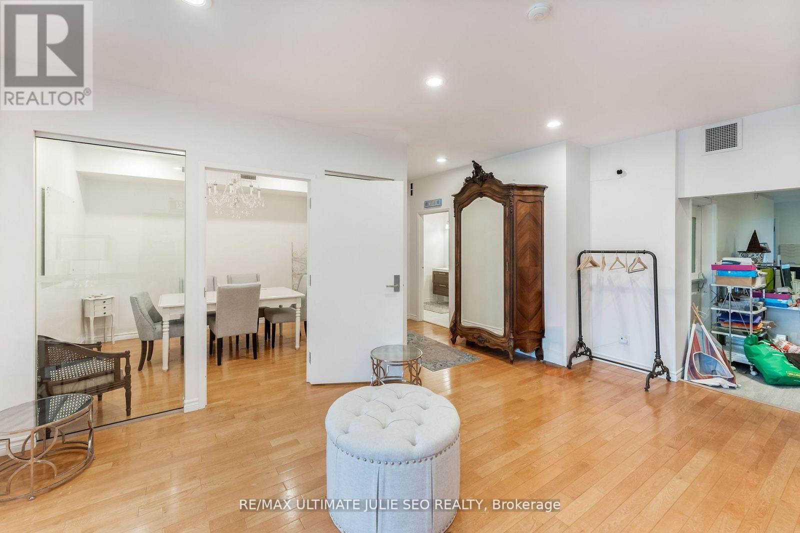 304 Danforth Avenue, Toronto, Ontario  M4K 1N6 - Photo 14 - E12710280
