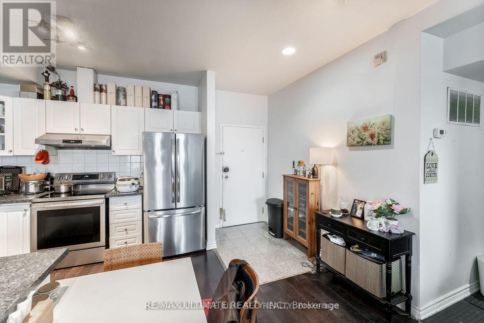 304 Danforth Avenue, Toronto, Ontario  M4K 1N6 - Photo 7 - E12710280