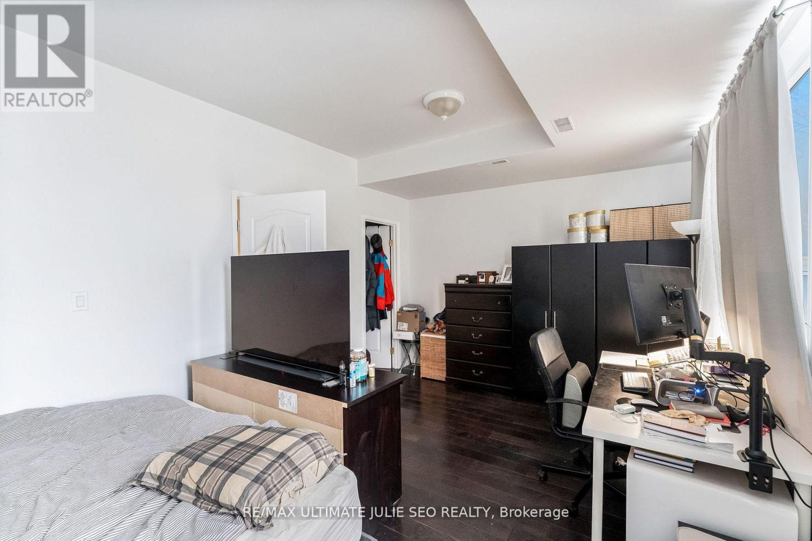 304 Danforth Avenue, Toronto, Ontario  M4K 1N6 - Photo 9 - E12710280