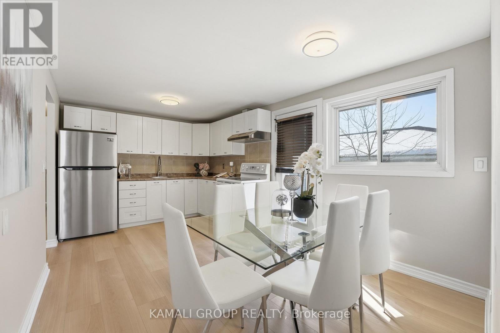 868 Grandview Drive, Oshawa, Ontario  L1H 7W8 - Photo 9 - E12710294