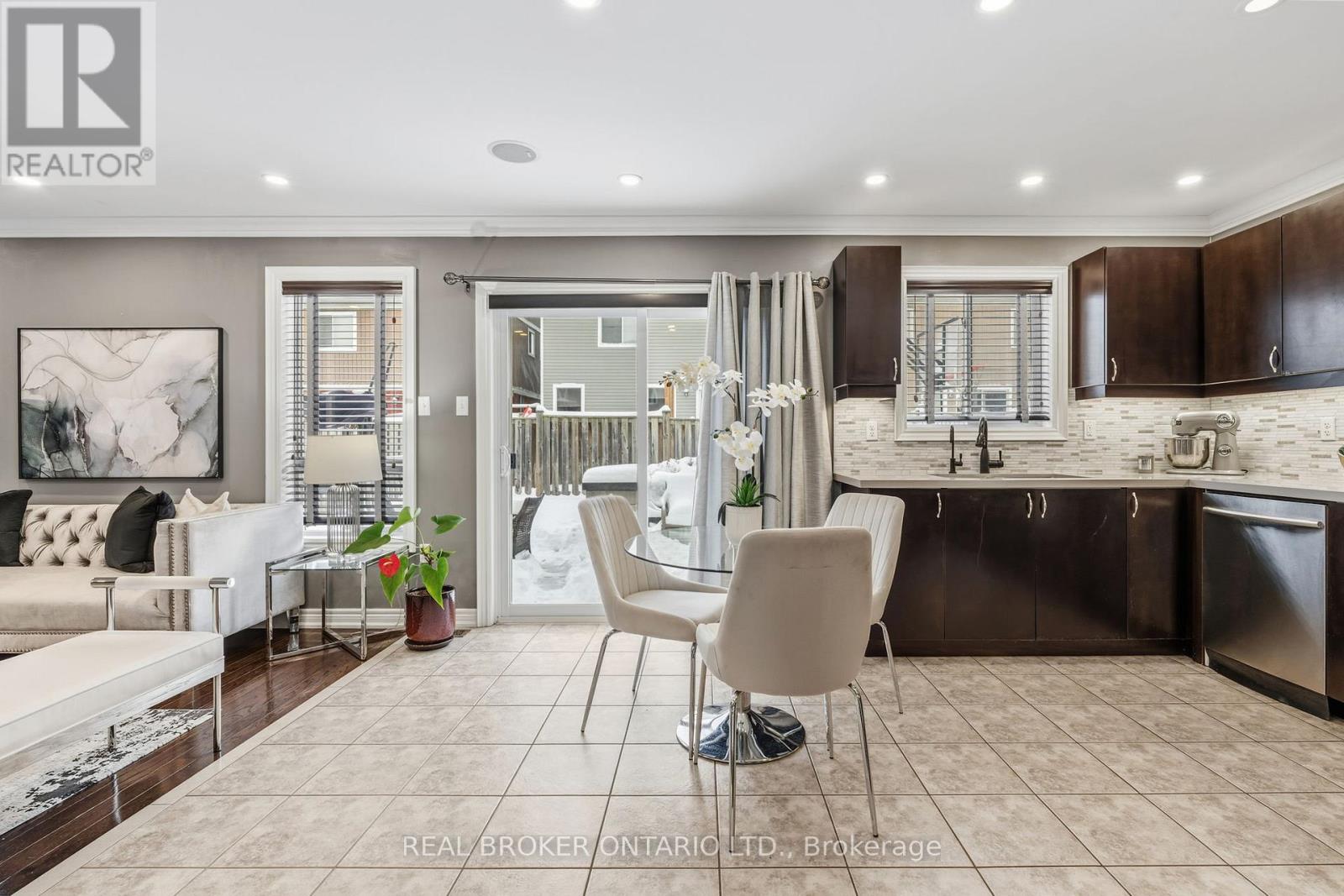 1432 Arborwood Drive, Oshawa, Ontario  L1K 2R2 - Photo 11 - E12710328