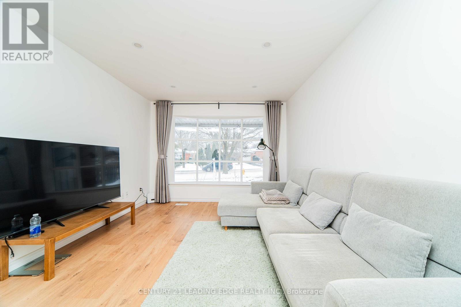 27 Hookwood Drive, Toronto, Ontario  M1S 2N9 - Photo 7 - E12710346