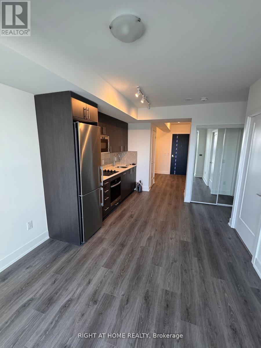 701 - 2545 SIMCOE STREET N, Oshawa, Ontario