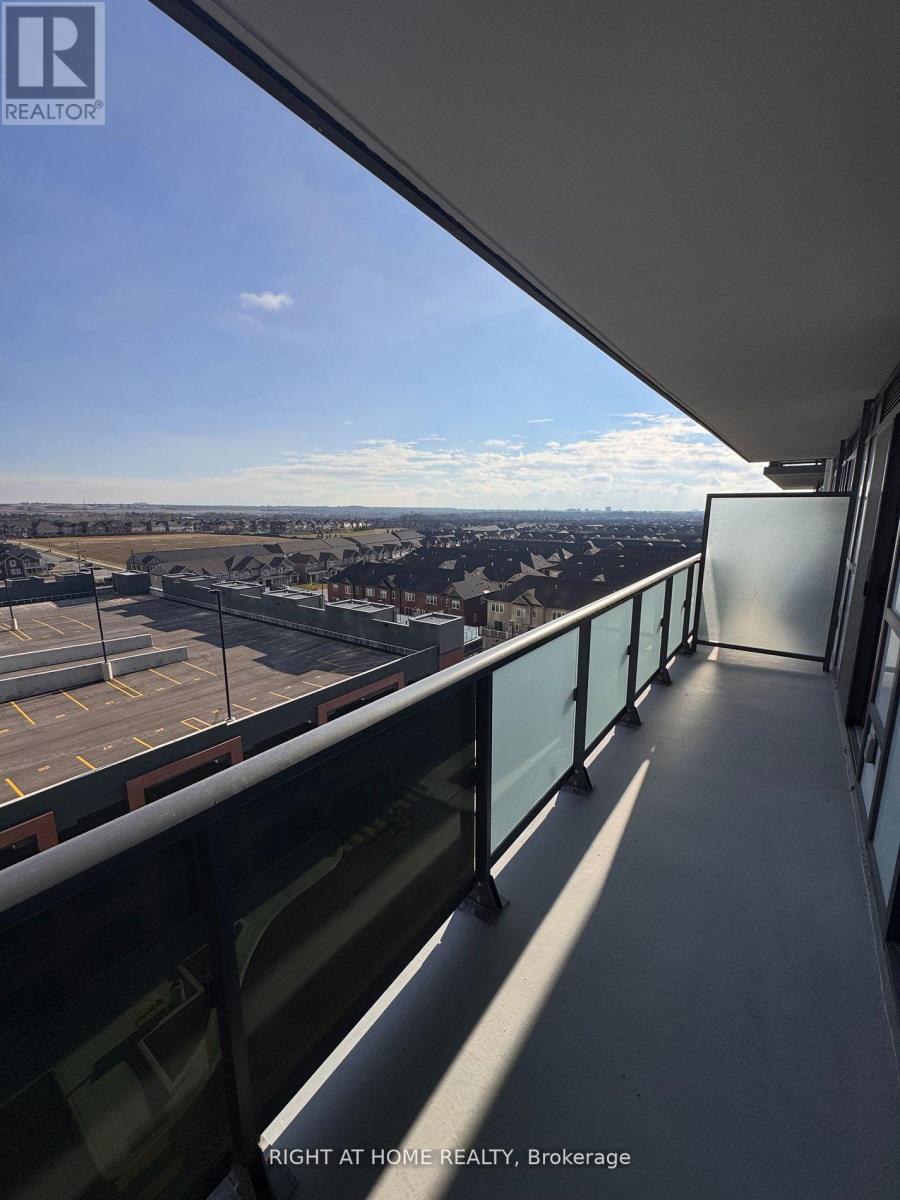 701 - 2545 Simcoe Street N, Oshawa, Ontario  L1L 0W3 - Photo 2 - E12710394