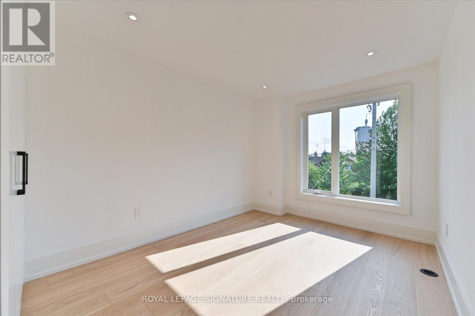 24 Elmsdale Road, Toronto, Ontario  M4J 3M4 - Photo 24 - E12710428