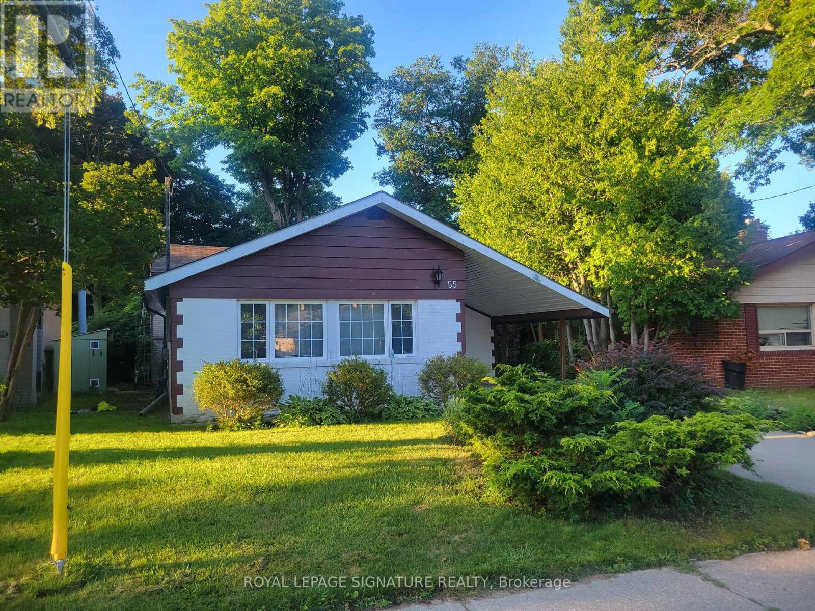 55 BOW VALLEY DRIVE, Toronto, Ontario