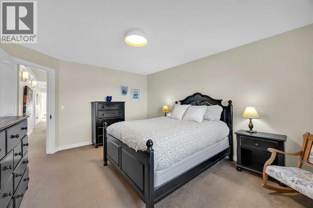 35 Cougar Ridge Place Sw, Calgary, Alberta  T3H 0V3 - Photo 24 - A2279300