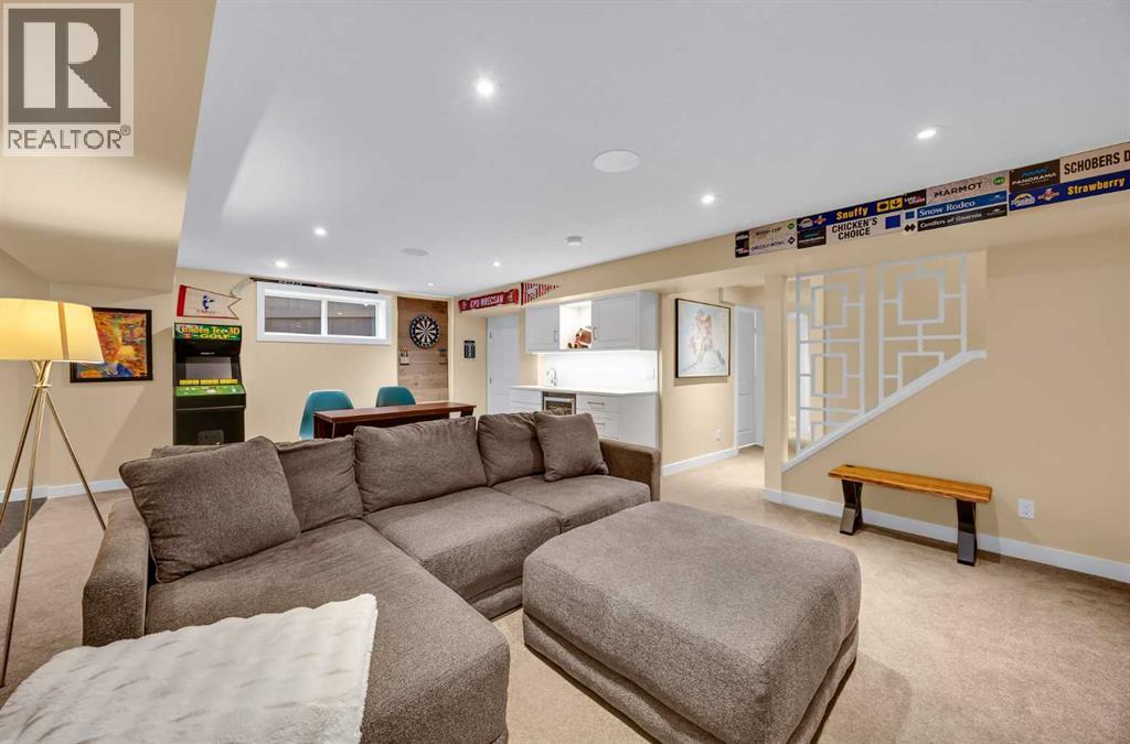 35 Cougar Ridge Place Sw, Calgary, Alberta  T3H 0V3 - Photo 38 - A2279300