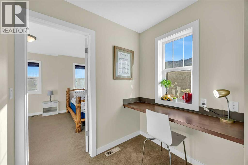 35 Cougar Ridge Place Sw, Calgary, Alberta  T3H 0V3 - Photo 30 - A2279300
