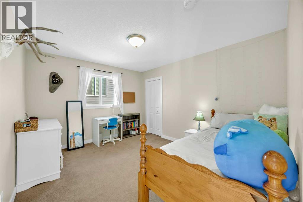 35 Cougar Ridge Place Sw, Calgary, Alberta  T3H 0V3 - Photo 33 - A2279300