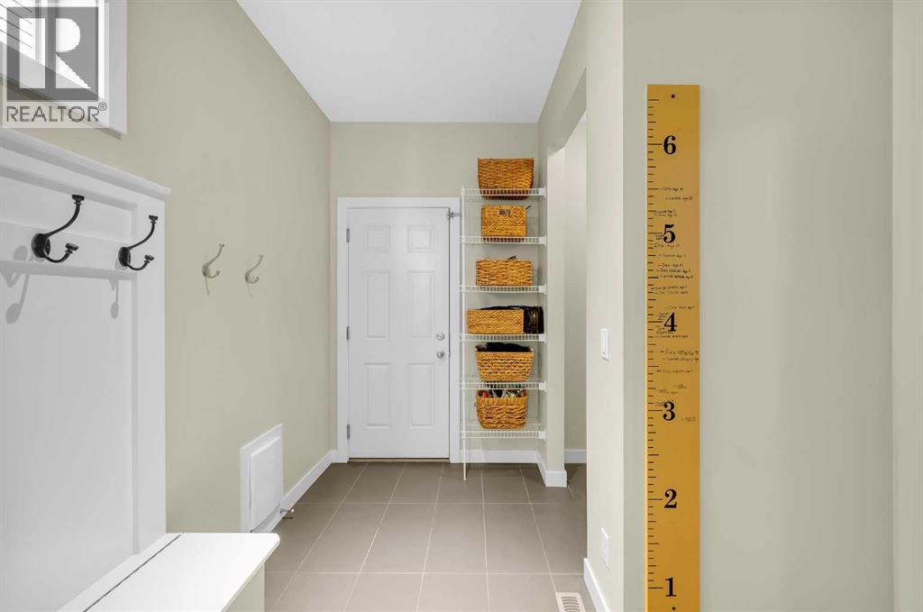 35 Cougar Ridge Place Sw, Calgary, Alberta  T3H 0V3 - Photo 18 - A2279300