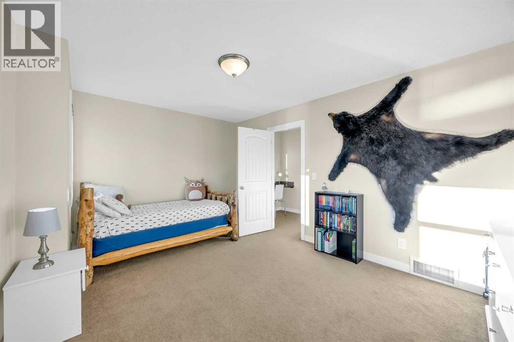 35 Cougar Ridge Place Sw, Calgary, Alberta  T3H 0V3 - Photo 32 - A2279300