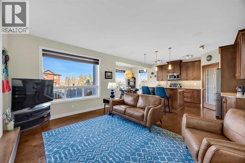 35 Cougar Ridge Place Sw, Calgary, Alberta  T3H 0V3 - Photo 8 - A2279300