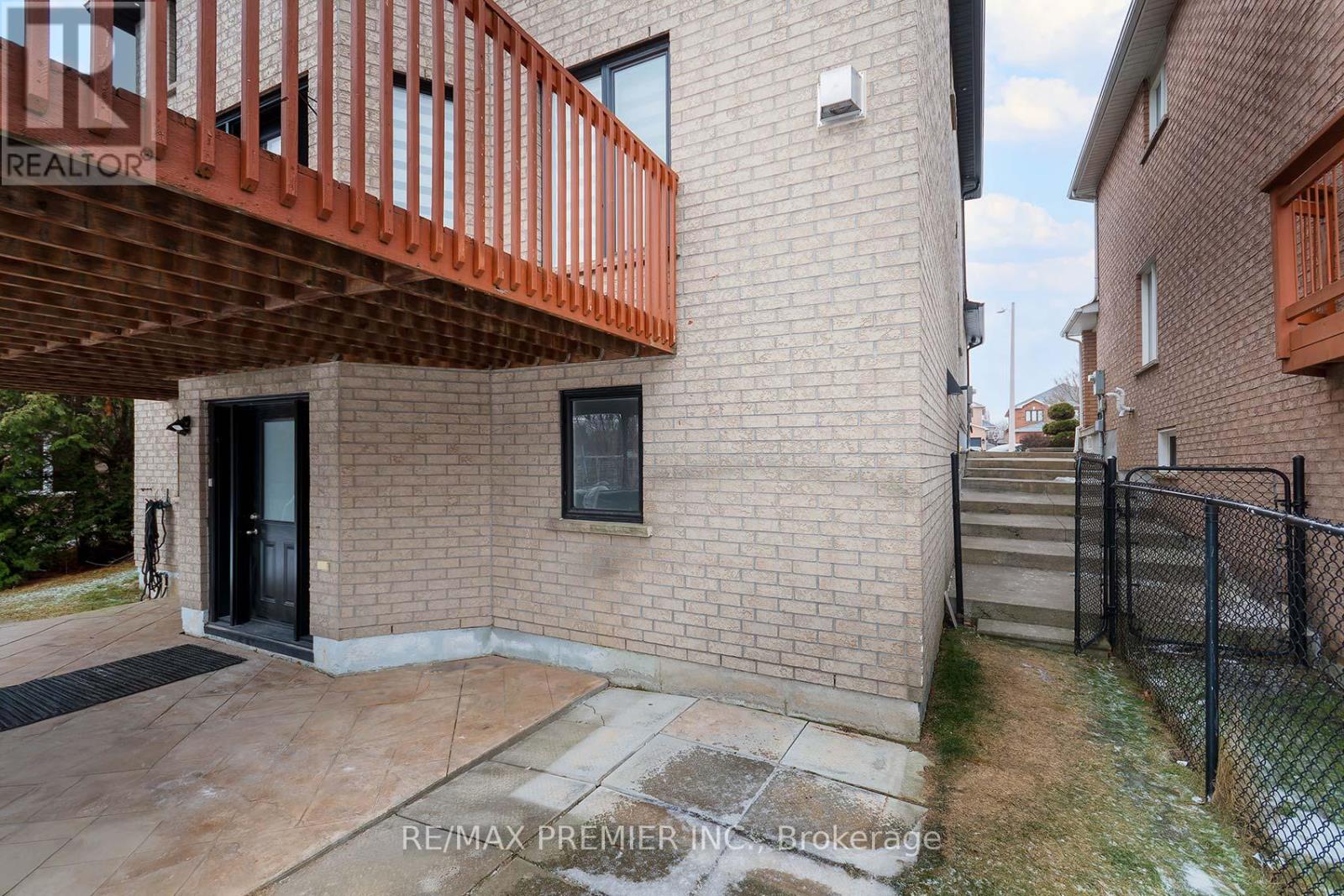 Unknown Address, ,     - Photo 2 - N12710256