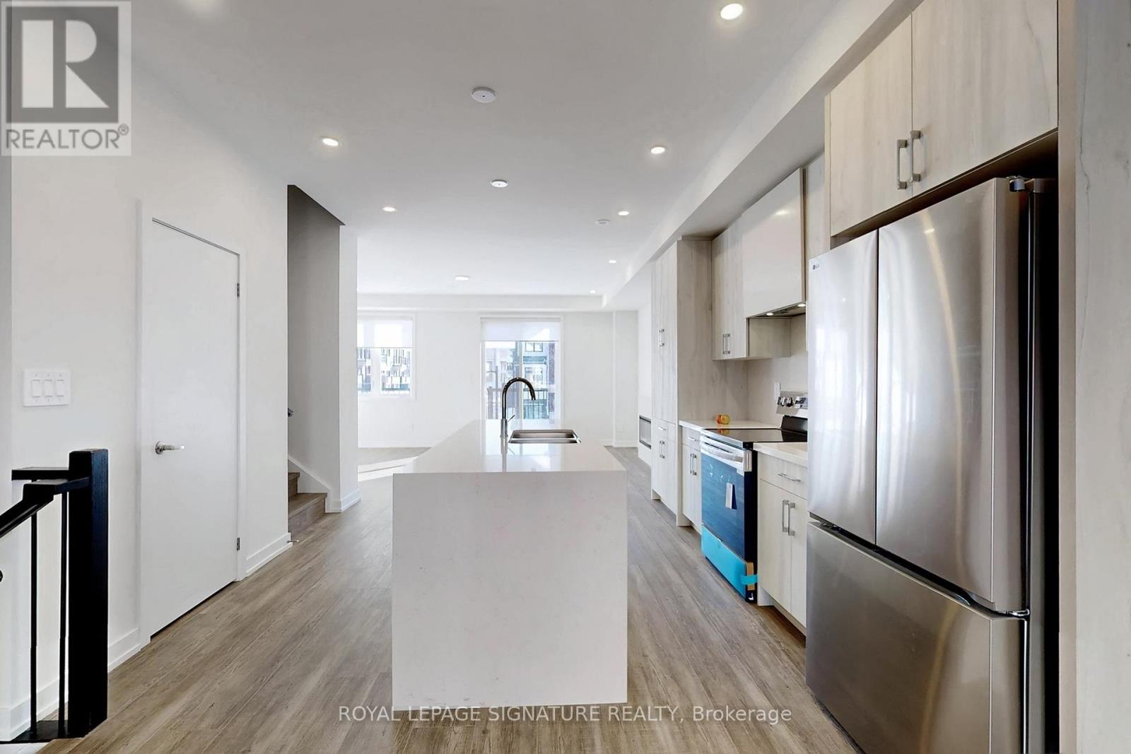 18 Chapple Lane, Richmond Hill, Ontario  L4B 0J4 - Photo 6 - N12710290