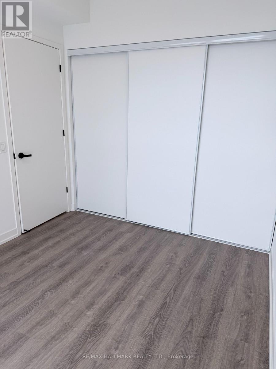 1010 - 8 Interchnage Way S, Vaughan, Ontario  L4K 4M3 - Photo 6 - N12710356