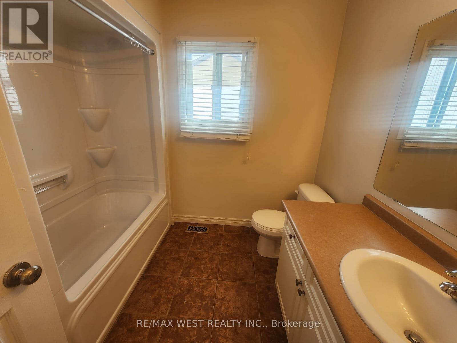 213 King Street S, New Tecumseth, Ontario  L9R 0A7 - Photo 33 - N12710366