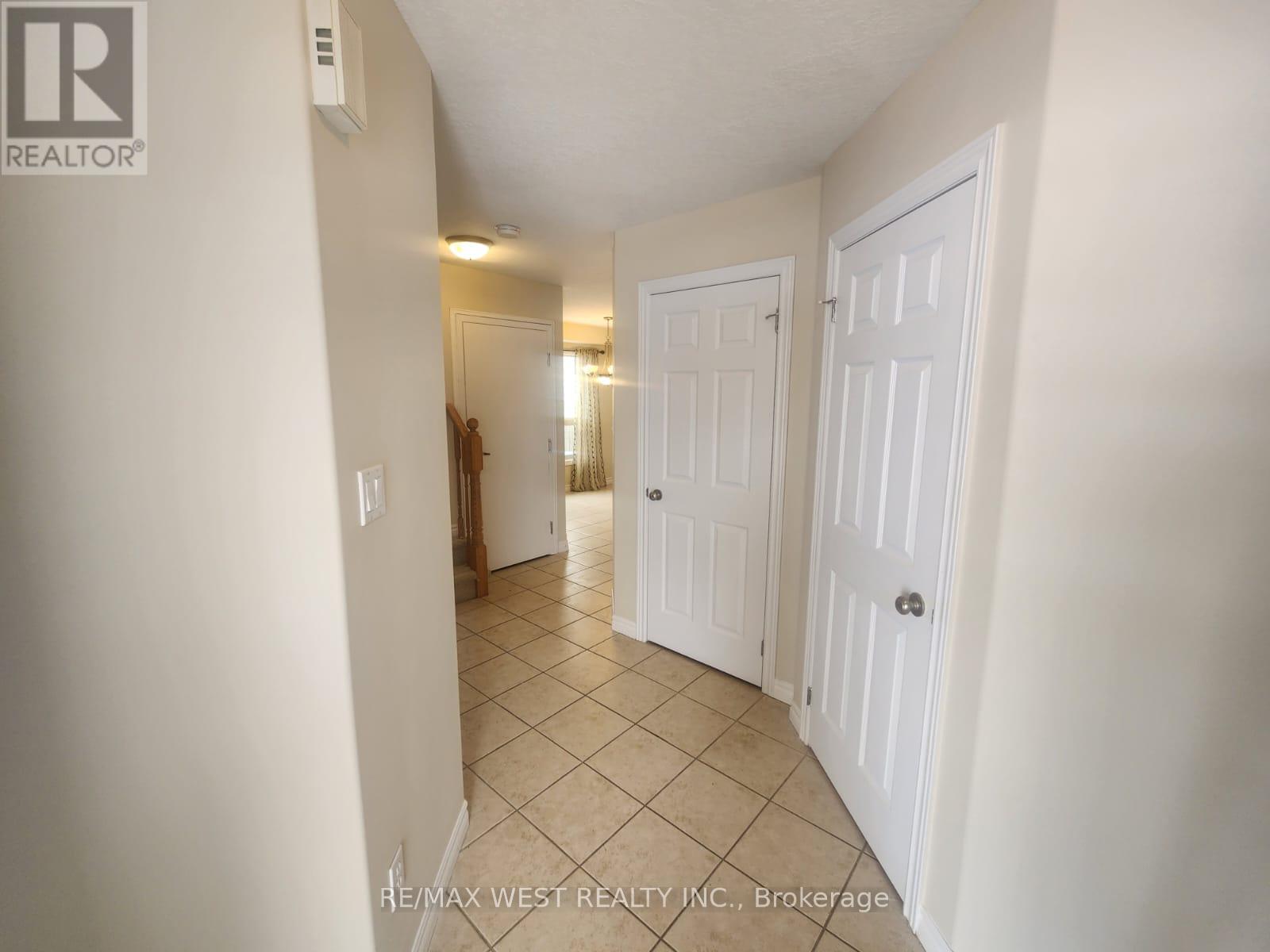 213 King Street S, New Tecumseth, Ontario  L9R 0A7 - Photo 5 - N12710366